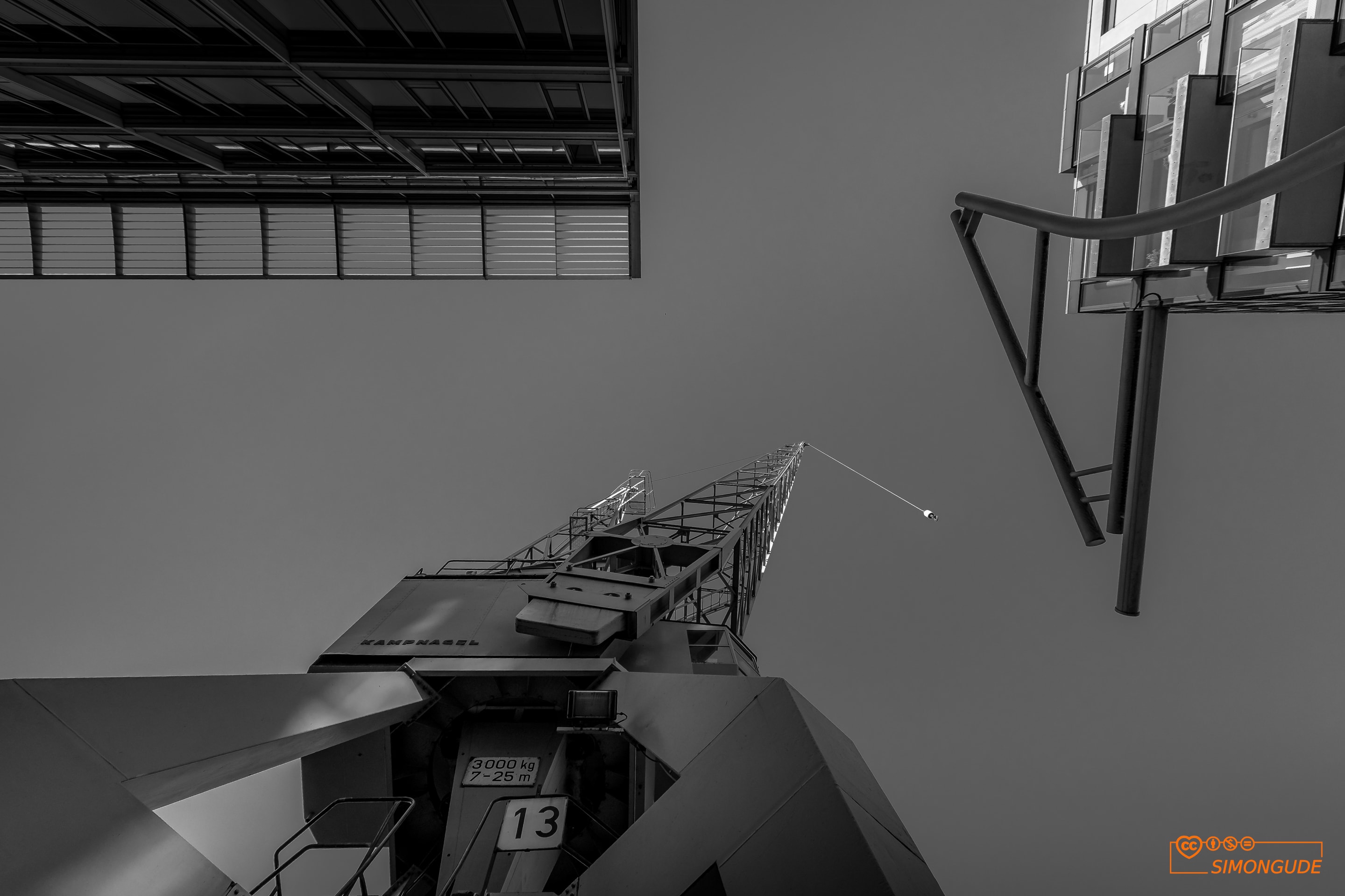 Street Photography by Simon Gude