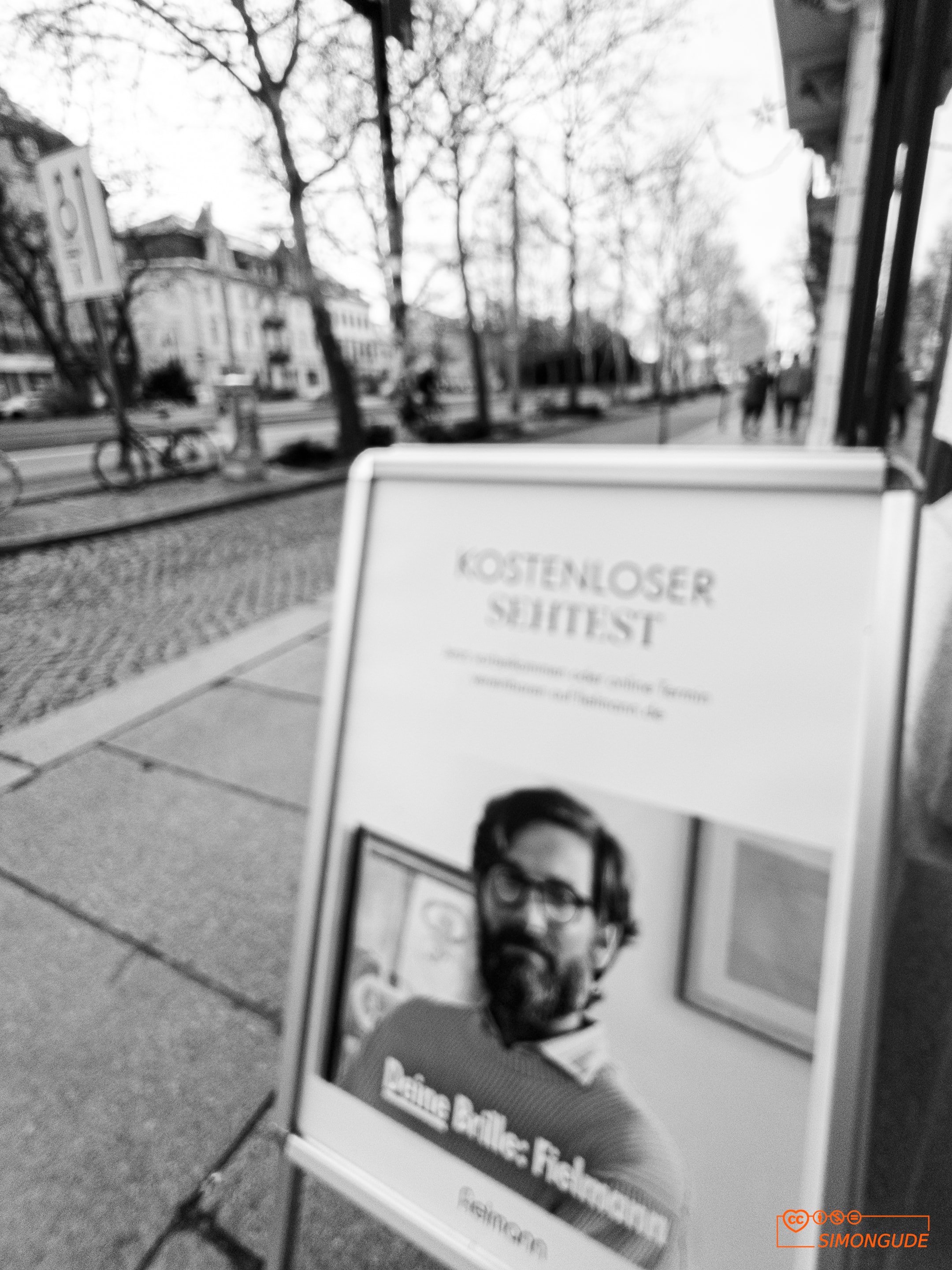 Simon Gude — Street Photography