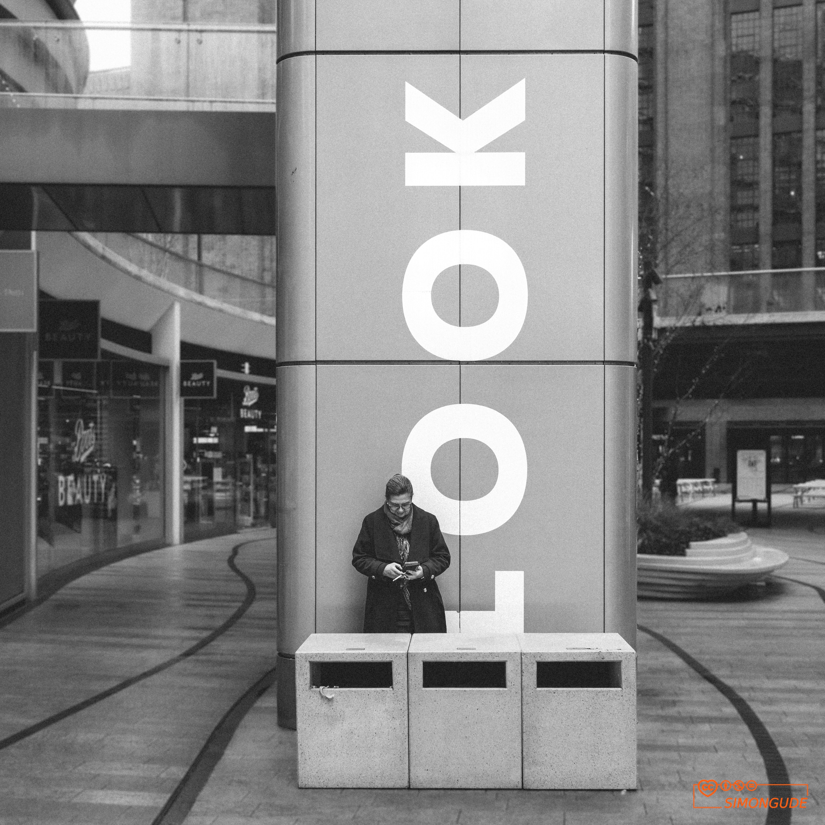 Simon Gude — Street Photography