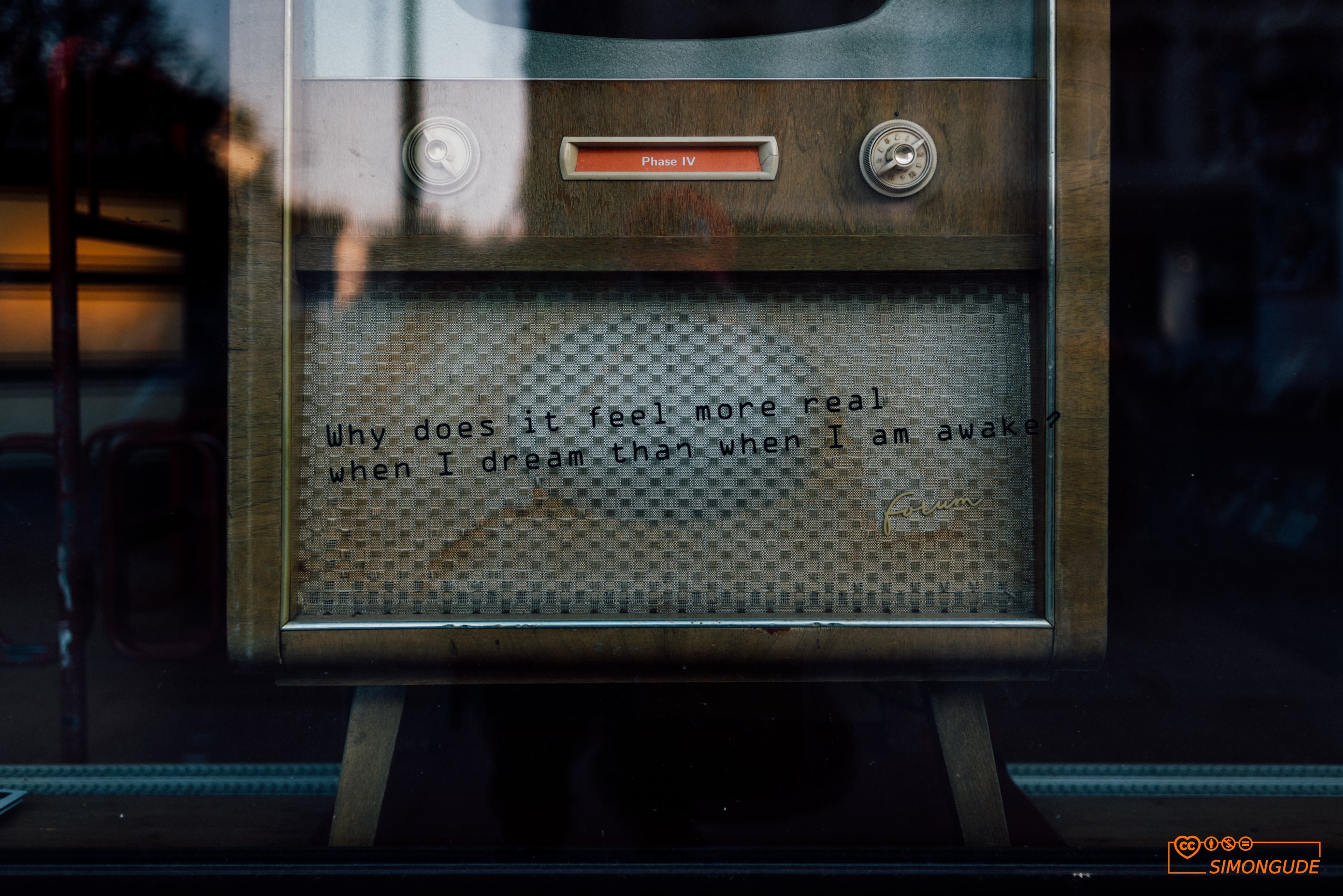 Street Photography by Simon Gude