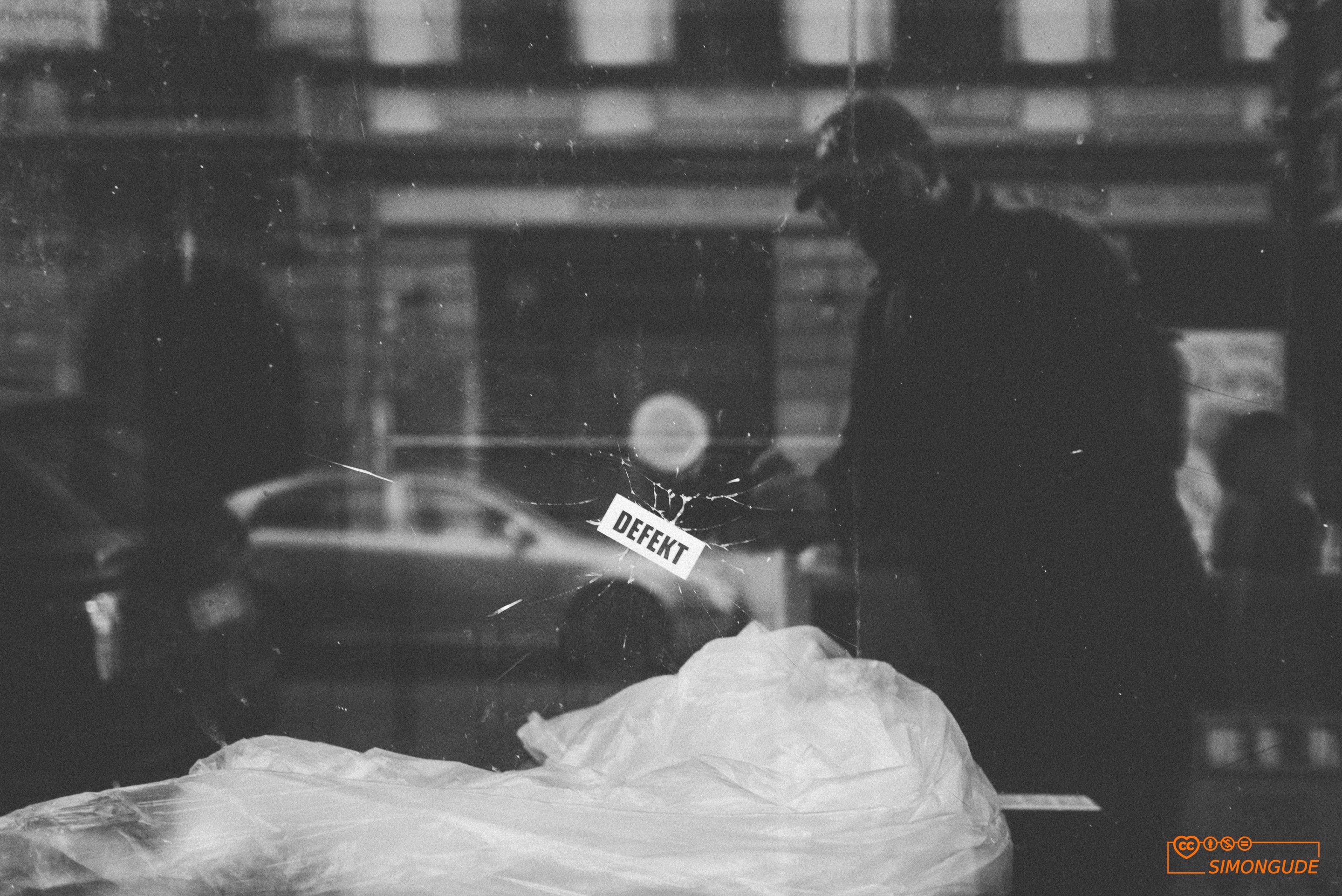 Street Photography by Simon Gude