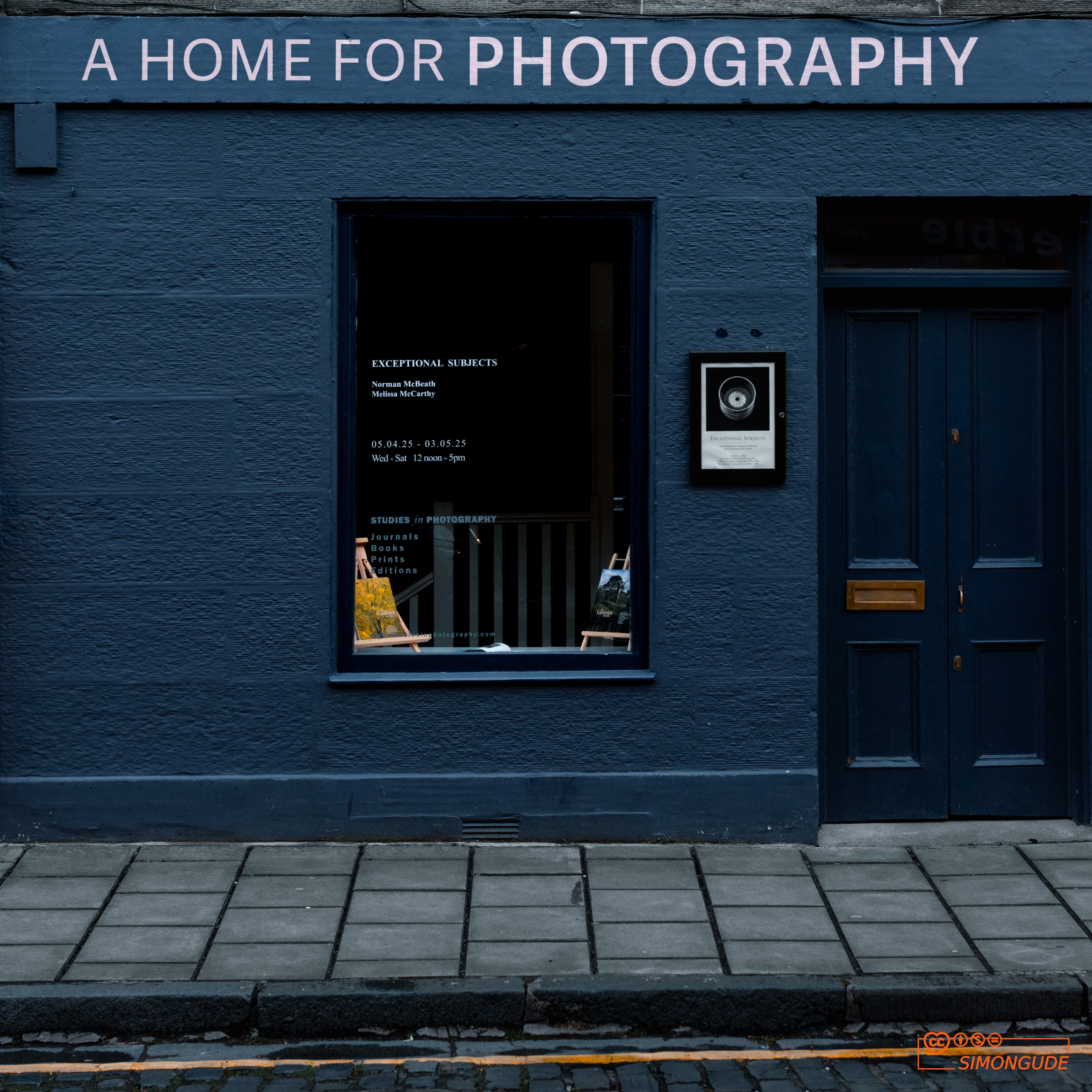 Street Photography by Simon Gude