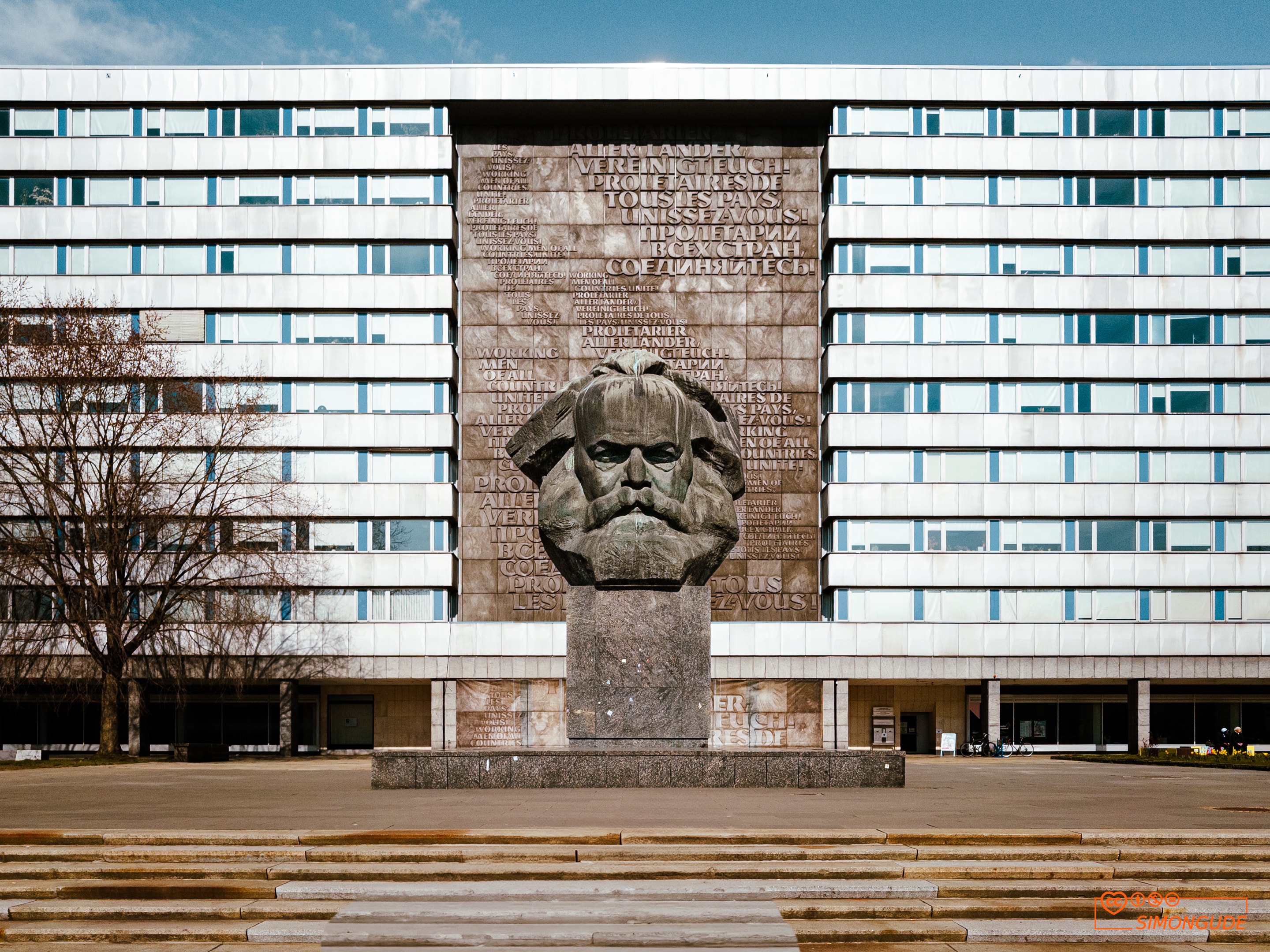 Simon Gude — Street Photography