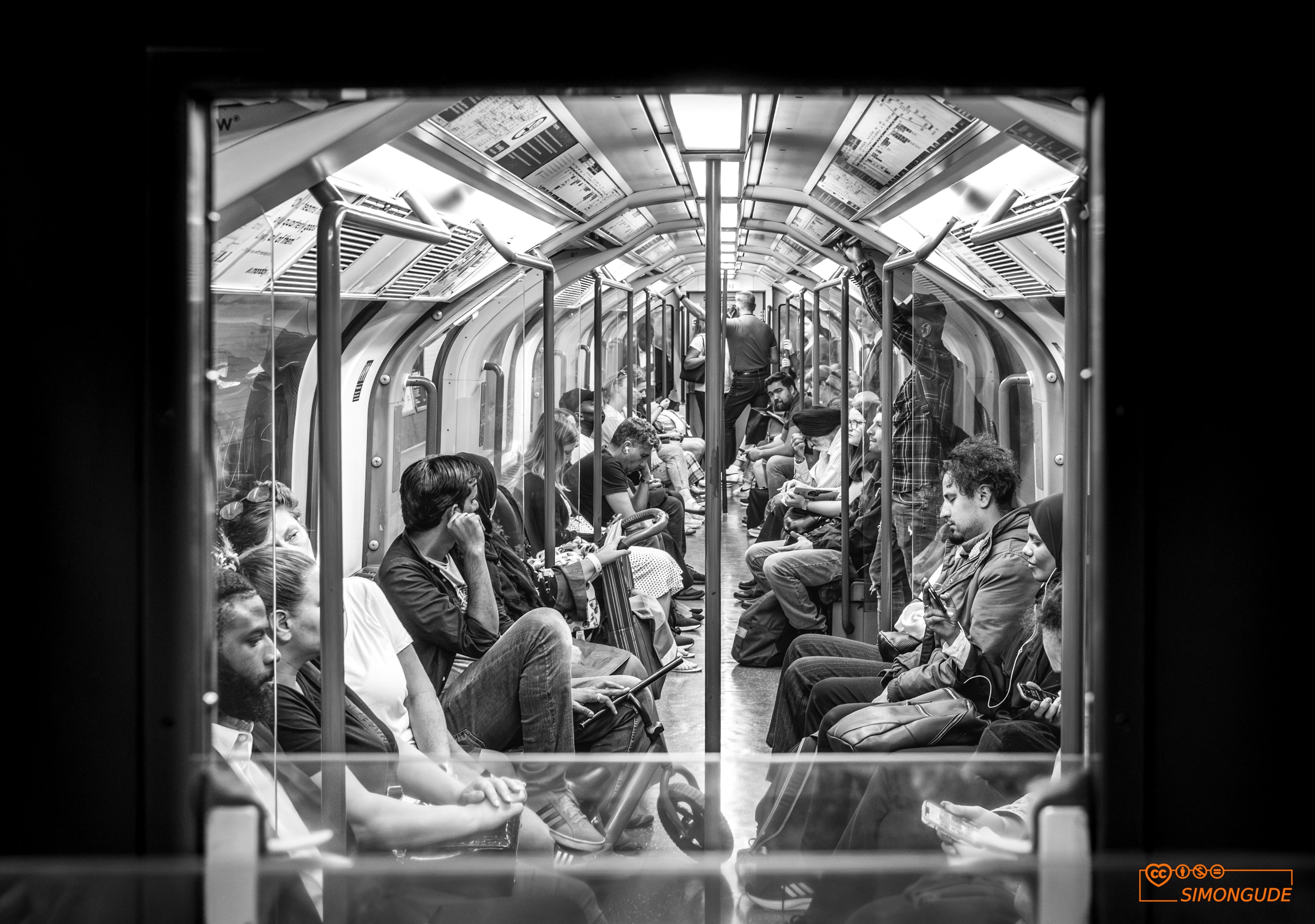 Street Photography by Simon Gude