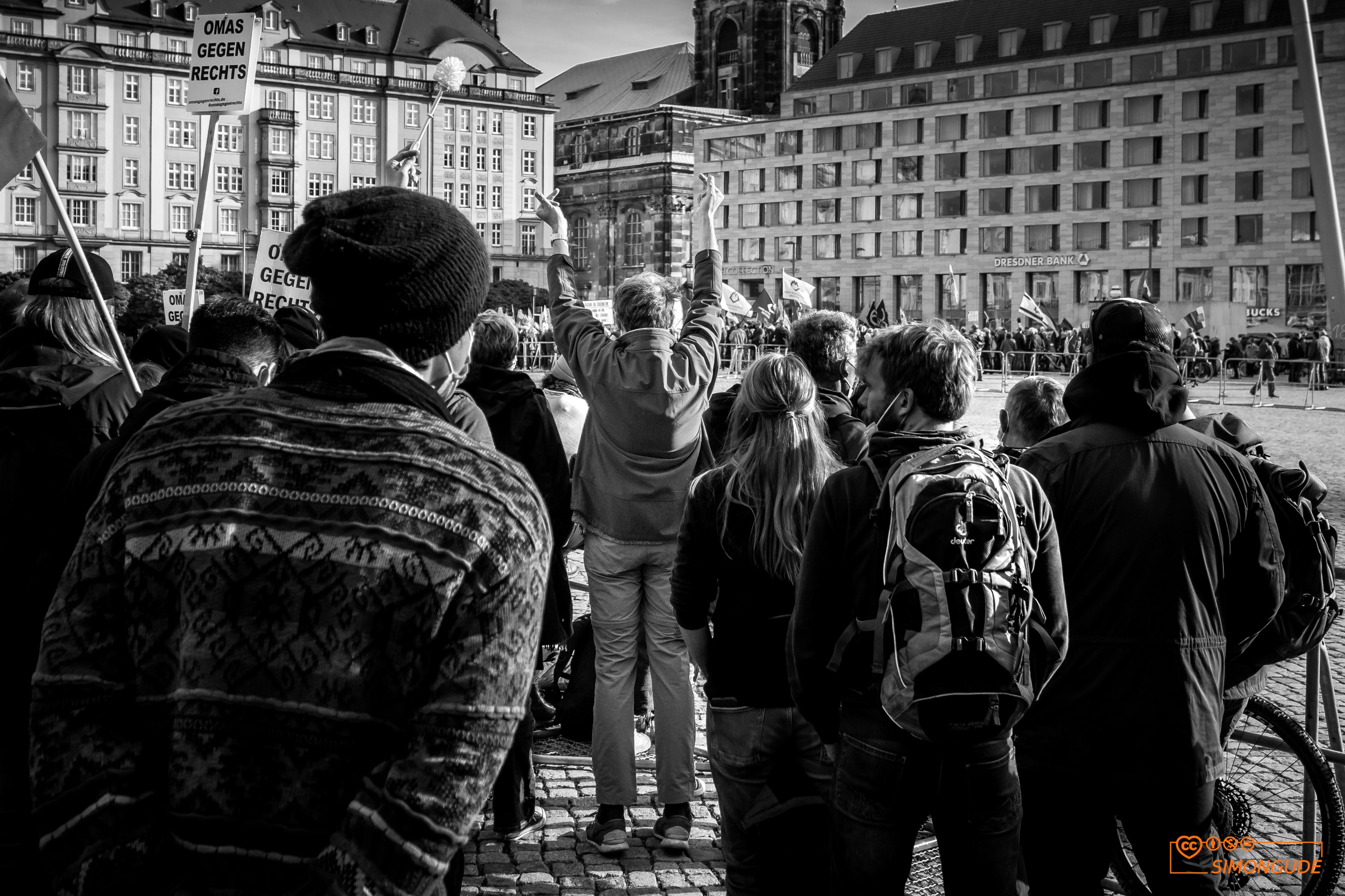 Street Photography by Simon Gude